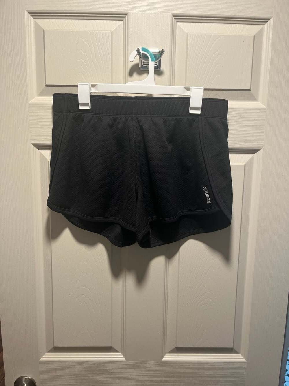 Reebok Women's Black Speedwick Athletic Running Shorts with Side Pocket